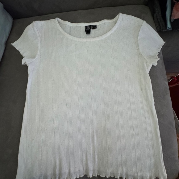 Volcom top - lived in lounge collection - Picture 1 of 4